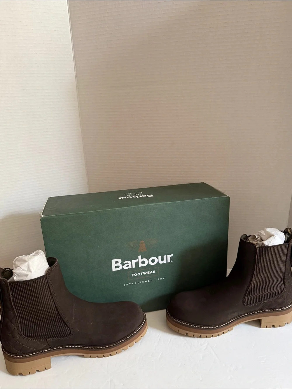 Barbour Men's Dark Brown Chukka Ankle Boots Shoes Tan Lug Sole Women size EU 36